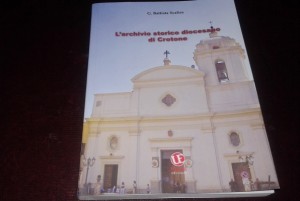 L'archivio storico diocesano di Crotone