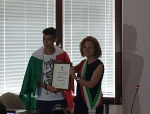 Crotone, conferimento cittadinanza simbolica ad Ayuob Idam campione italiano di atletica